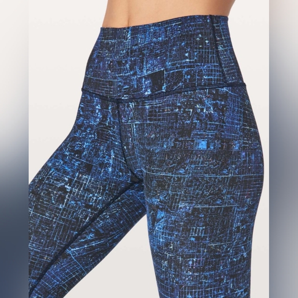 Lululemon Wunder Under Hi-Rise Tight 28". Size 8. City Lights Multi Black - Picture 4 of 11
